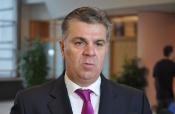 Zgonea: Deputaţii care au umplut Parlamentul şi ne-au făcut de ruşine, să-şi dea demisia